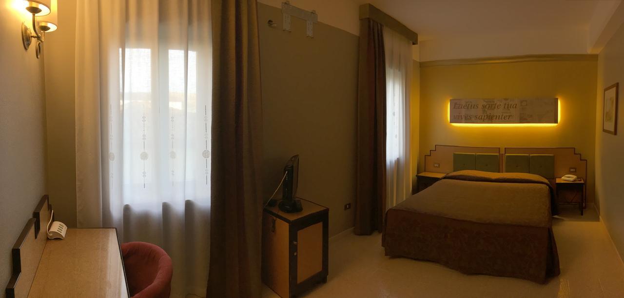 Hotel Orazio Venosa Kültér fotó
